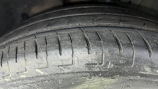 Used 2019 Maruti Suzuki Ignis [2017-2020] Delta MT Petrol Petrol Manual tyres LEFT FRONT TYRE TREAD VIEW