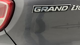 Used 2017 Hyundai Grand i10 [2017-2020] Sportz 1.2 Kappa VTVT Petrol Manual dents MINOR SCRATCH