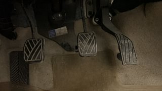 Used 2016 Maruti Suzuki Ciaz [2014-2017] VXi+ Petrol Manual interior PEDALS VIEW