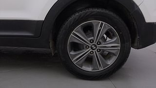 Used 2017 Hyundai Creta [2015-2018] 1.6 SX Plus Auto Petrol Petrol Automatic tyres LEFT REAR TYRE RIM VIEW