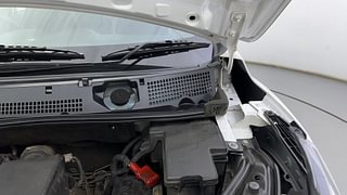 Used 2021 Nissan Magnite XL Turbo Petrol Manual engine ENGINE LEFT SIDE HINGE & APRON VIEW