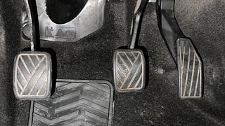 Used 2019 Maruti Suzuki Ignis [2017-2020] Delta MT Petrol Petrol Manual interior PEDALS VIEW