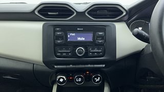 Used 2021 Nissan Magnite XL Turbo Petrol Manual interior MUSIC SYSTEM & AC CONTROL VIEW