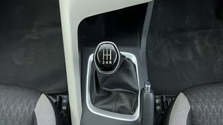 Used 2021 Nissan Magnite XL Turbo Petrol Manual interior GEAR  KNOB VIEW