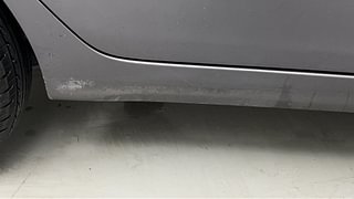 Used 2017 Hyundai Grand i10 [2017-2020] Sportz 1.2 Kappa VTVT Petrol Manual dents MINOR DENT