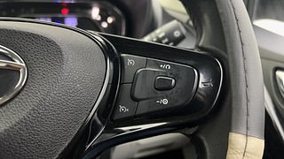Used 2020 Tata Nexon XZ Plus Diesel S Diesel Manual top_features Cruise control