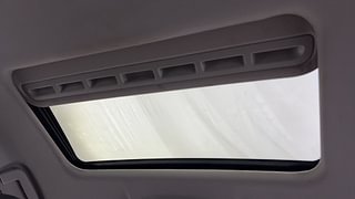 Used 2020 Tata Nexon XZ Plus Diesel S Diesel Manual top_features Sunroof