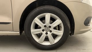 Used 2014 volkswagen Vento 1.6L Comfortline Diesel Diesel Manual tyres RIGHT FRONT TYRE RIM VIEW