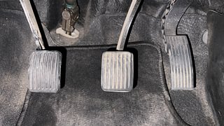 Used 2014 Hyundai Grand i10 Asta 1.2 Kappa VTVT (O) Petrol Manual interior PEDALS VIEW