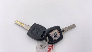Used 2019 Volkswagen Polo [2018-2022] Trendline 1.0 (P) Petrol Manual extra CAR KEY VIEW
