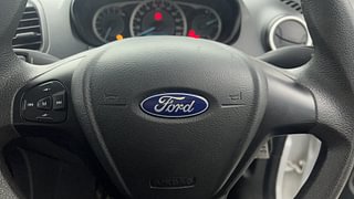 Used 2018 Ford Figo [2015-2019] Trend 1.2 Ti-VCT Petrol Manual top_features Steering mounted controls