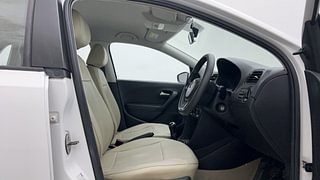 Used 2019 Volkswagen Polo [2018-2022] Trendline 1.0 (P) Petrol Manual interior RIGHT SIDE FRONT DOOR CABIN VIEW