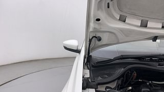 Used 2019 Volkswagen Polo [2018-2022] Trendline 1.0 (P) Petrol Manual engine ENGINE RIGHT SIDE HINGE & APRON VIEW
