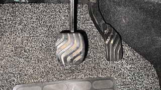 Used 2022 Renault Kwid 1.0 RXT AMT SCE Petrol Automatic interior PEDALS VIEW
