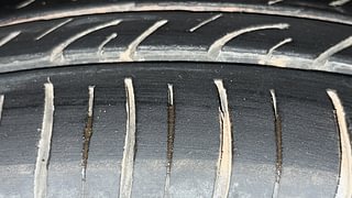 Used 2015 Honda City SV Petrol Manual tyres LEFT FRONT TYRE TREAD VIEW