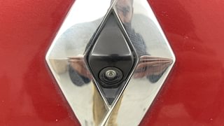 Used 2022 Renault Kwid 1.0 RXT AMT SCE Petrol Automatic top_features Rear camera