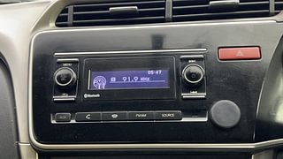 Used 2015 Honda City SV Petrol Manual top_features Integrated (in-dash) music system