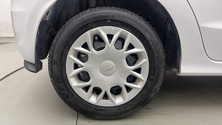 Used 2018 Ford Figo [2015-2019] Trend 1.2 Ti-VCT Petrol Manual tyres RIGHT REAR TYRE RIM VIEW