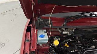 Used 2022 Renault Kwid 1.0 RXT AMT SCE Petrol Automatic engine ENGINE RIGHT SIDE HINGE & APRON VIEW