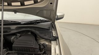 Used 2014 volkswagen Vento 1.6L Comfortline Diesel Diesel Manual engine ENGINE LEFT SIDE HINGE & APRON VIEW