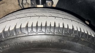 Used 2019 Volkswagen Polo [2018-2022] Trendline 1.0 (P) Petrol Manual tyres RIGHT FRONT TYRE TREAD VIEW