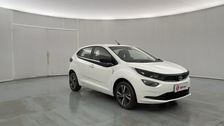 Used 2021 Tata Altroz XZ 1.5 Diesel Manual exterior RIGHT FRONT CORNER VIEW