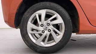 Used 2015 honda Jazz V Petrol Manual tyres RIGHT REAR TYRE RIM VIEW