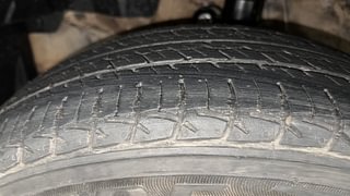 Used 2016 honda Jazz VX Petrol Manual tyres LEFT FRONT TYRE TREAD VIEW
