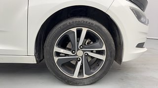 Used 2021 Tata Altroz XZ 1.5 Diesel Manual tyres RIGHT FRONT TYRE RIM VIEW