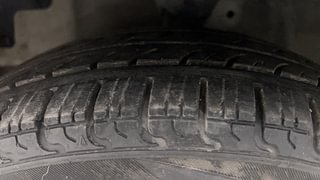 Used 2018 Hyundai Eon [2011-2018] Era + Petrol Manual tyres LEFT FRONT TYRE TREAD VIEW