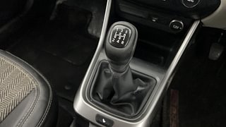Used 2021 Tata Altroz XZ 1.5 Diesel Manual interior GEAR  KNOB VIEW
