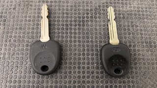 Used 2018 Hyundai Eon [2011-2018] Era + Petrol Manual extra CAR KEY VIEW