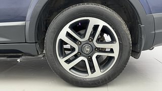 Used 2018 Tata Hexa [2016-2020] XT Diesel Manual tyres LEFT REAR TYRE RIM VIEW