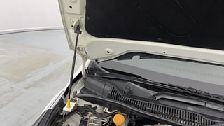 Used 2021 Tata Altroz XZ 1.5 Diesel Manual engine ENGINE RIGHT SIDE HINGE & APRON VIEW