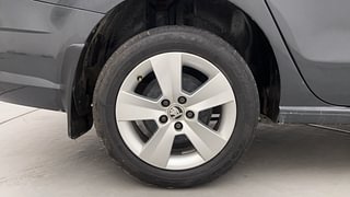 Used 2021 Skoda Rapid New [2020-2022] Rider Plus Petrol Petrol Manual tyres RIGHT REAR TYRE RIM VIEW