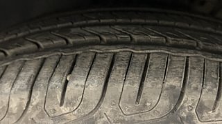 Used 2010 Volkswagen Polo [2010-2014] Comfortline 1.2L (P) Petrol Manual tyres LEFT FRONT TYRE TREAD VIEW