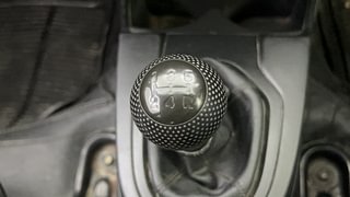 Used 2015 Honda Jazz E MT Petrol Manual interior GEAR  KNOB VIEW