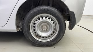 Used 2015 Honda Jazz E MT Petrol Manual tyres LEFT REAR TYRE RIM VIEW