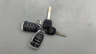 Used 2015 Honda Jazz E MT Petrol Manual extra CAR KEY VIEW
