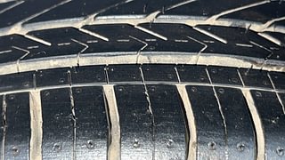Used 2015 Honda Jazz E MT Petrol Manual tyres LEFT FRONT TYRE TREAD VIEW