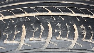 Used 2015 Honda Jazz E MT Petrol Manual tyres RIGHT FRONT TYRE TREAD VIEW