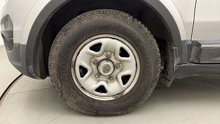 Used 2017 Tata Hexa [2016-2020] XMA Diesel Automatic tyres LEFT FRONT TYRE RIM VIEW