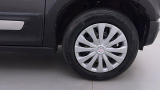 Used 2021 maruti-suzuki S-Presso VXI Plus AMT Petrol Automatic tyres RIGHT FRONT TYRE RIM VIEW