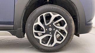 Used 2023 Maruti Suzuki Fronx Alpha 1.0L Turbo MT Petrol Manual tyres RIGHT FRONT TYRE RIM VIEW