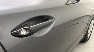 Used 2019 Hyundai Elite i20 [2018-2020] Magna Plus 1.2 Petrol Manual dents MINOR SCRATCH