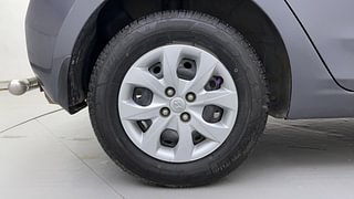 Used 2019 Hyundai Elite i20 [2018-2020] Magna Plus 1.2 Petrol Manual tyres RIGHT REAR TYRE RIM VIEW