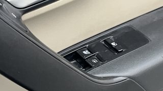 Used 2010 Volkswagen Polo [2010-2014] Comfortline 1.2L (P) Petrol Manual top_features Power windows