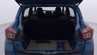 Used 2020 Renault Kwid [2015-2019] 1.0 RXT AMT Opt Petrol Automatic interior DICKY INSIDE VIEW