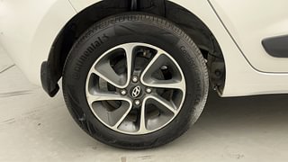 Used 2018 Hyundai Grand i10 [2017-2020] Asta 1.2 Kappa VTVT Petrol Manual tyres RIGHT REAR TYRE RIM VIEW