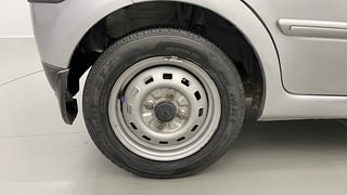Used 2014 Chevrolet Spark [2012-2017] LS 1.0 Petrol Manual tyres RIGHT REAR TYRE RIM VIEW